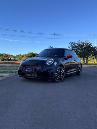 MINI COOPER 2.0 16V TWINPOWER GASOLINA JOHN COOPER WORKS 2P STEPTRONIC